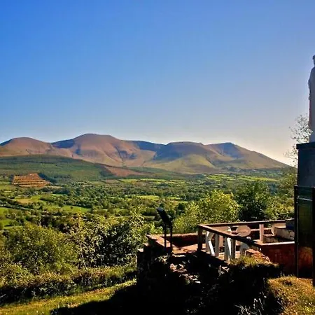 Corderry Farmhouse, Idyllic Amid 250 Acres * Lisvernane