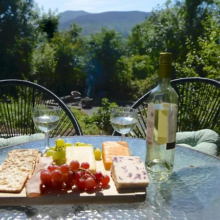 Holiday home Corderry Farmhouse, Idyllic Amid 250 Acres