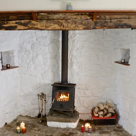 Corderry Farmhouse, Idyllic Amid 250 Acres * Lisvernane