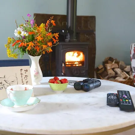 Corderry Farmhouse, Idyllic Amid 250 Acres Holiday home