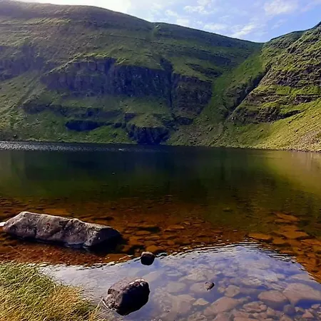 Дом отдыха Corderry Farmhouse, Idyllic Amid 250 Acres Lisvernane