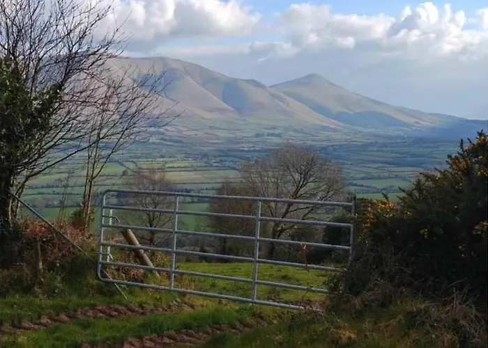 Corderry Farmhouse, Idyllic Amid 250 Acres Casa de Férias *