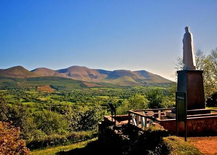 Corderry Farmhouse, Idyllic Amid 250 Acres * Lisvernane