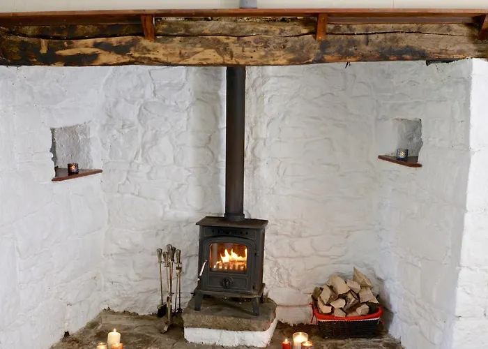Corderry Farmhouse, Idyllic Amid 250 Acres * Lisvernane